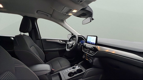 Ford Kuga 9 of 27
