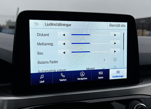 Ford Kuga 23 of 27