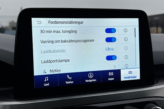 Ford Kuga 24 of 27