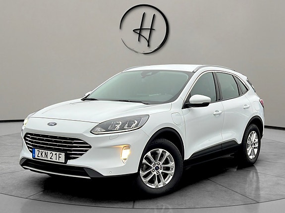 Ford Kuga 2 of 27