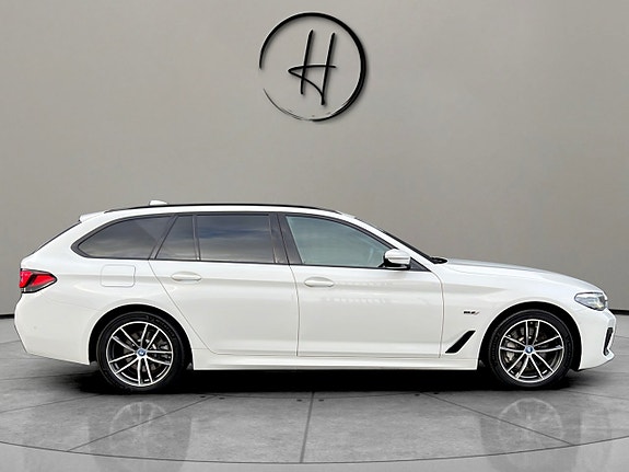 BMW 530e 7 of 30