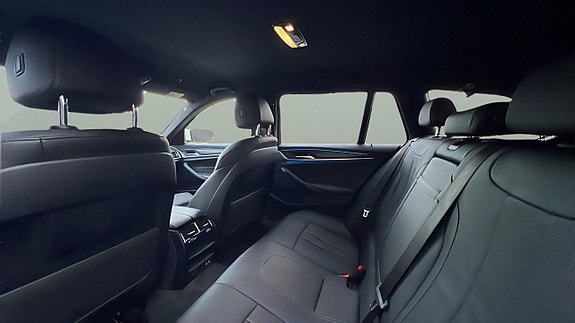 BMW 530e 13 of 30