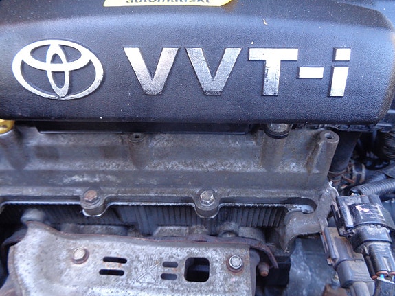 Toyota Yaris 30 of 30