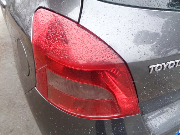 Toyota Yaris 30 of 30