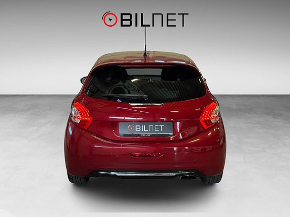 Peugeot 208 6 of 23