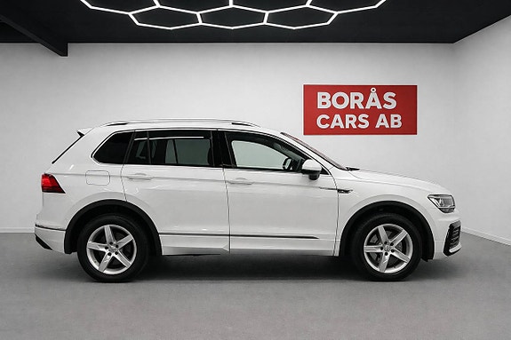 Volkswagen Tiguan 17 of 17