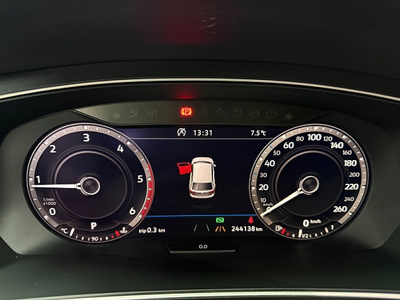 Volkswagen Tiguan 16 of 17