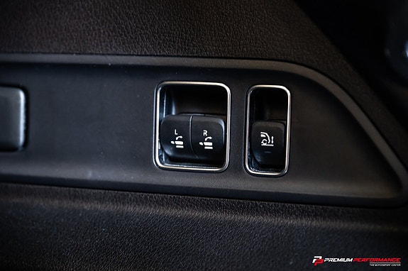 Mercedes-Benz GLE300 d 24 of 27