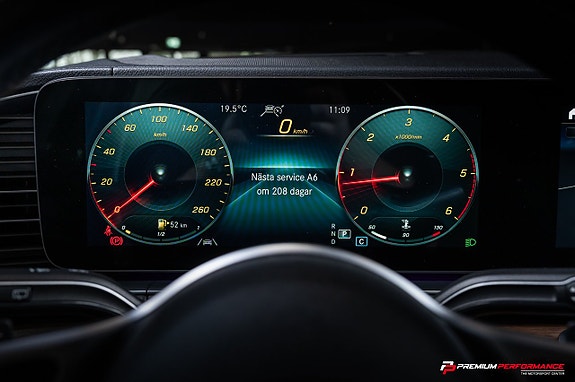 Mercedes-Benz GLE300 d 16 of 27