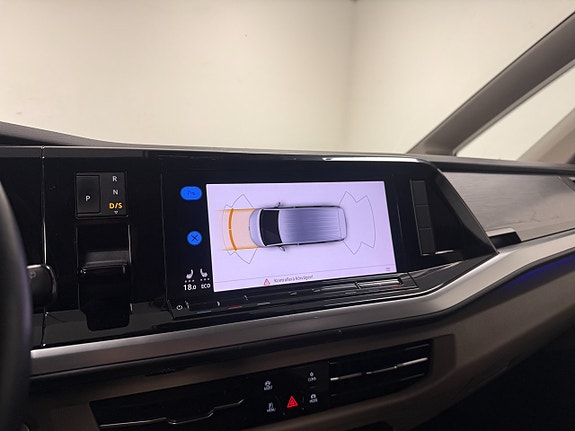 Volkswagen Multivan - 21