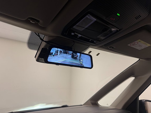 Volkswagen Multivan - 18