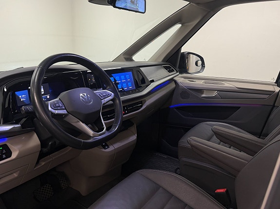 Volkswagen Multivan - 8