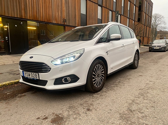 Ford S-MAX 2 of 28