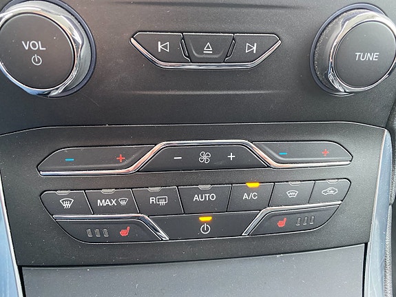 Ford S-MAX 20 of 28