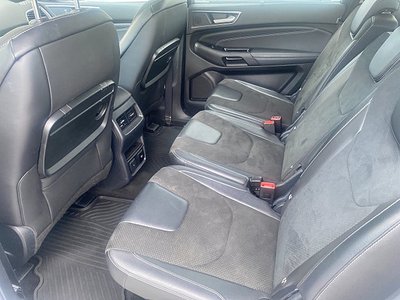 Ford S-MAX 25 of 28
