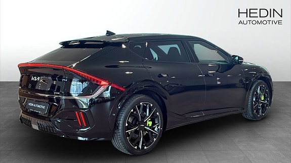 Kia EV6 2 of 5
