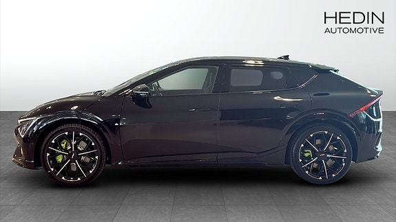 Kia EV6 6 of 12