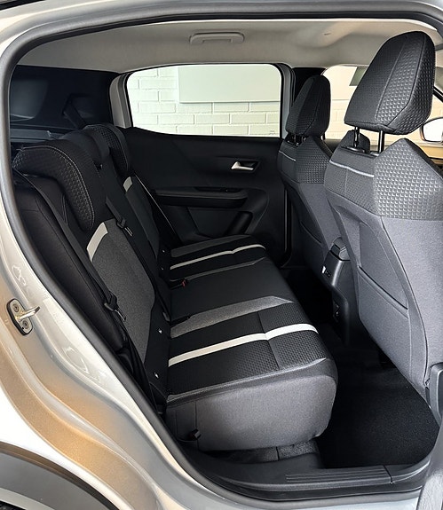 Opel Frontera 9 of 9