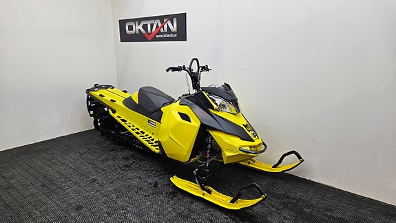Ski-doo Summit