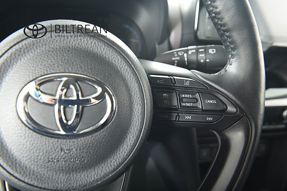 Toyota Yaris Cross 12 of 16