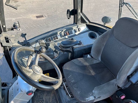 JCB 406 5 of 6