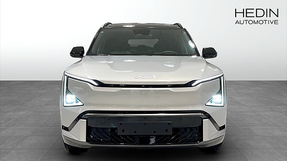 Kia EV5 2 of 22
