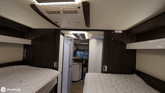 Bürstner Elegance 910 / Solcell / Backkamera / AC bodel 20 of 21