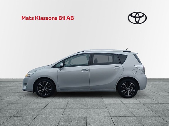 Toyota Verso 3 of 5