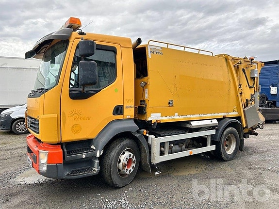 Sopbil med komprimator VOLVO FL 4X2