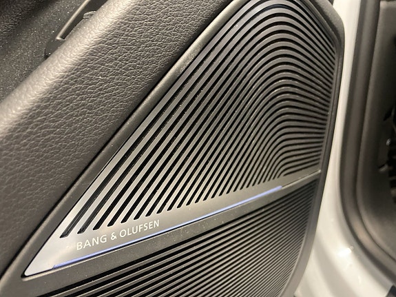 Audi Q8 18 of 30