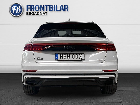 Audi Q8 6 of 30