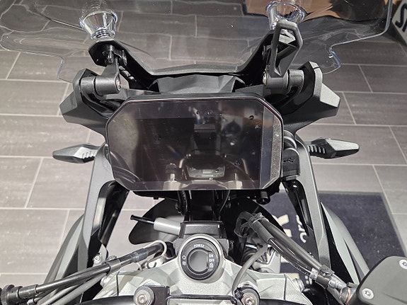 BMW F800GS/Chassisänkt| Comfort pack/Touring pack/Omgående leverans! 14 of 21