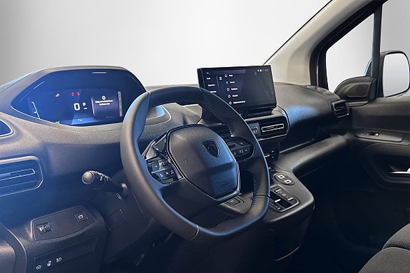 Peugeot Partner 4 of 9