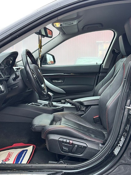 BMW 320 18 of 18