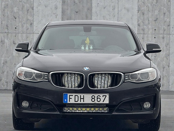 BMW 320 8 of 18