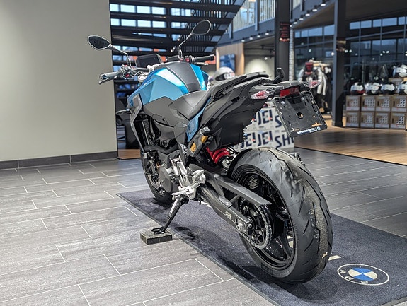 BMW F900R/Quickshifter& Värmehandtag ingår/För beställn./3,99% Ränta 6 of 16