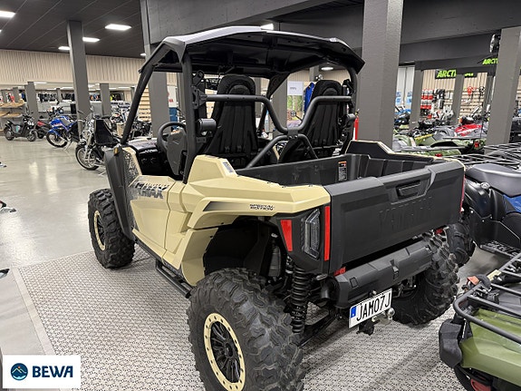 Yamaha WOLVERINE RMAX 1000 SE TB 3 of 7