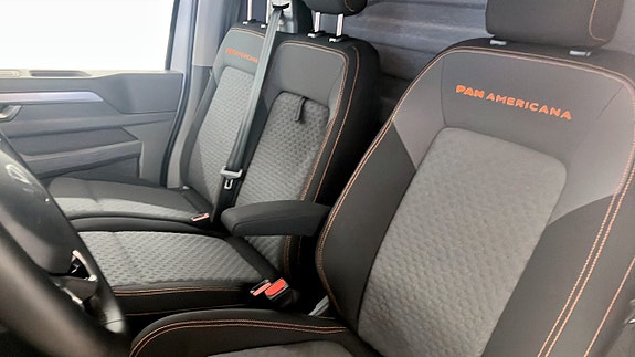 Volkswagen Transporter 8 of 12