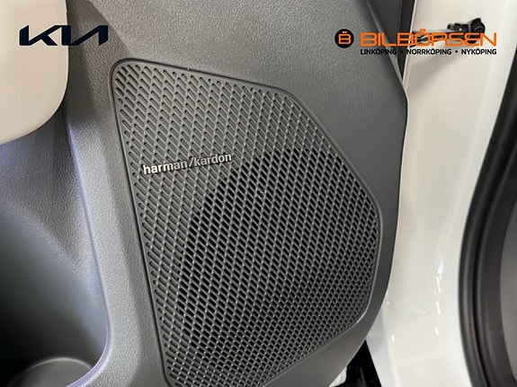 Kia EV3 16 of 17