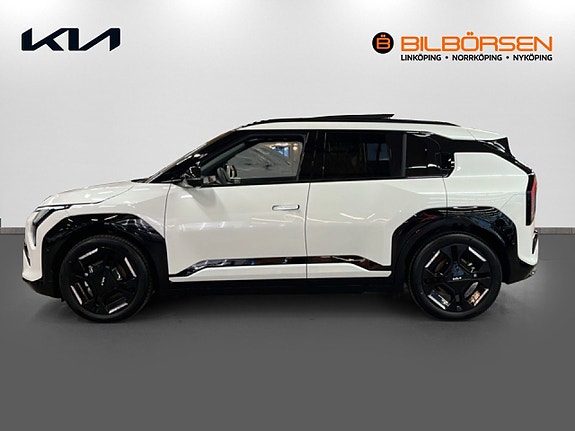 Kia EV3 4 of 17
