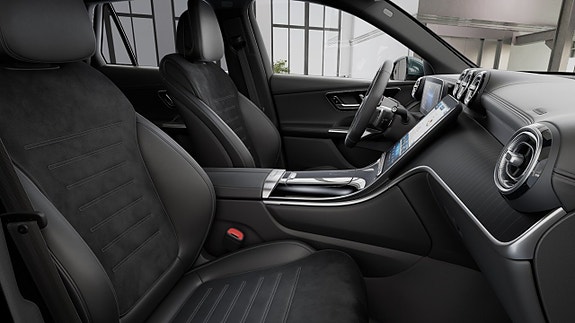 Mercedes-Benz GLC400 e 2 of 2
