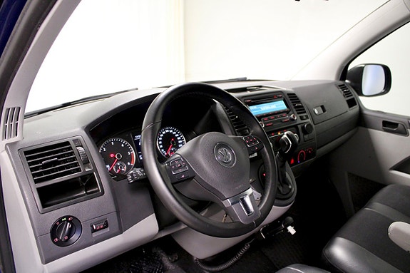 Volkswagen Transporter 8 of 12