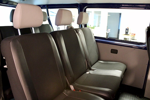 Volkswagen Transporter 11 of 12