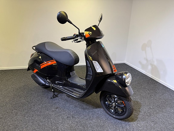 Piaggio Vespa GTV 300 /OUTLET!/Summer-sale 2 of 5
