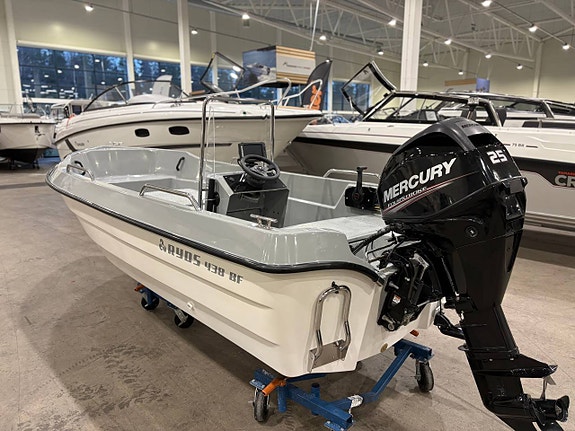 Ryds 438 BF Mercury F25 (NY SKICK) Lowrance plotter + ekolod