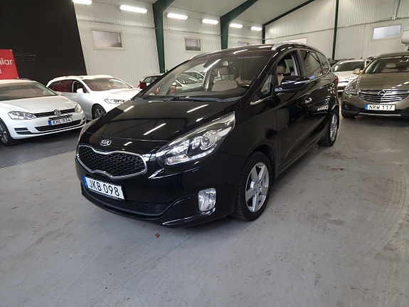 Kia Carens 16 of 19