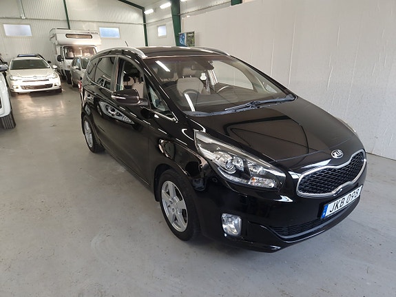 Kia Carens 17 of 19