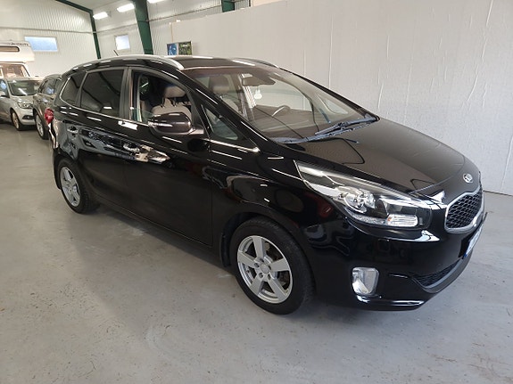 Kia Carens 2 of 19