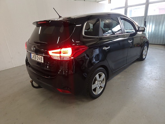 Kia Carens 5 of 19