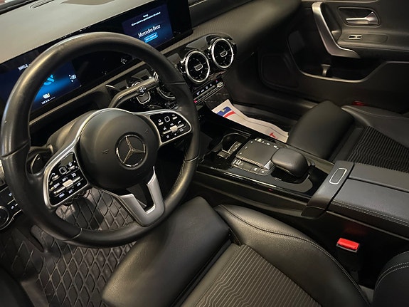 Mercedes-Benz CLA250 e 7 of 9